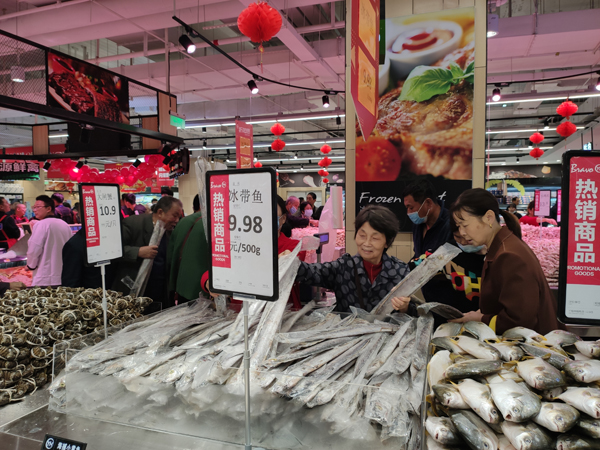 永辉超市四店齐开 线下大店数量达到970家