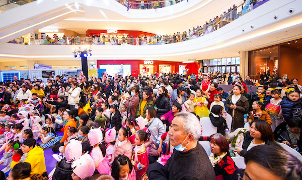 单日客流超9.6万，销售1100万+，龙湖杭州紫荆天街开启一周年庆