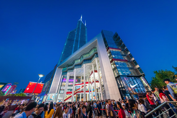 上海世茂广场2周年 以潮流之名解锁城市生活新序章
