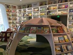 文轩books亮相成都九方购物中心 书店共三层占地9000㎡