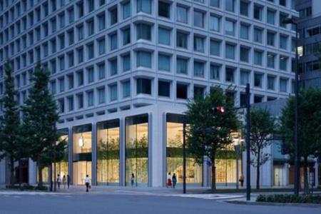 苹果开出日本最大旗舰店，全新巨大落地玻璃设计