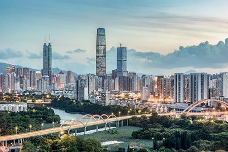 广东将深推粤港澳大湾区建设、加快城市更新